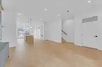 20487 74B AVENUE - thumbnail 4