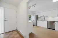 44 3151 SPRINGFIELD DRIVE - thumbnail 3