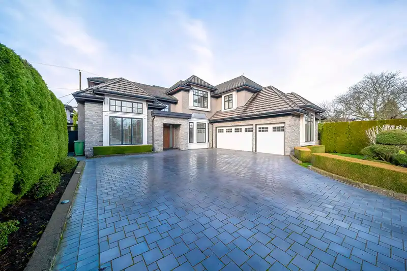 8591 FAIRHURST ROAD - photo 1 of 33