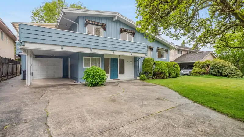 6220 CHATSWORTH ROAD - photo 2 of 40