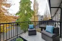 164 6747 203 STREET - thumbnail 4