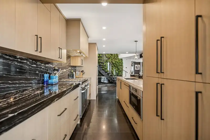 1503/04 283 DAVIE STREET - photo 4 of 36