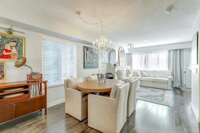 57 8775 161 STREET - photo 2 of 38