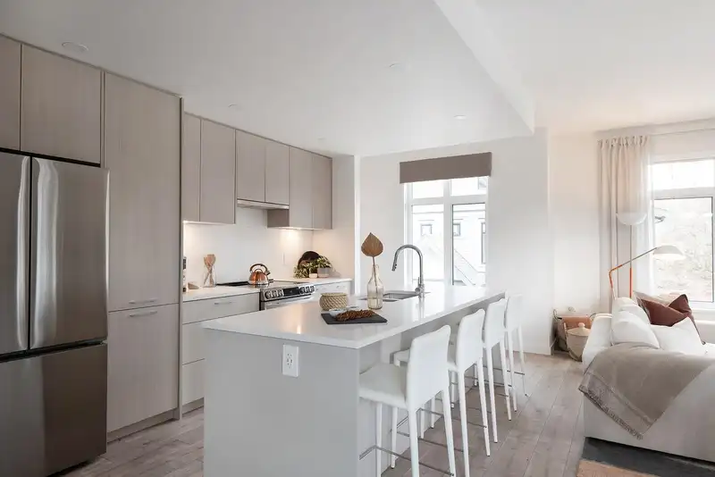 134 6951 204 STREET - photo 2 of 12