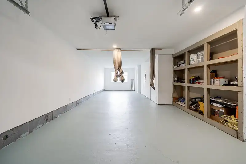 6 30748 CARDINAL AVENUE - photo 2 of 29