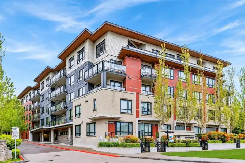 311 13919 FRASER HIGHWAY - photo 1 of 16