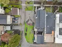 285 E 48TH AVENUE - thumbnail 4
