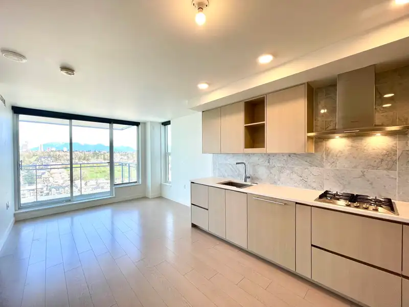 2708 455 SW MARINE DRIVE - photo 3 of 26