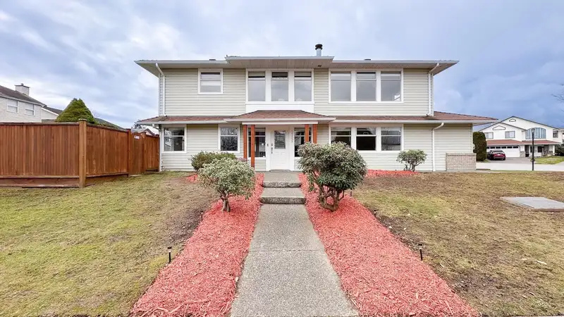 12055 CHESTNUT CRESCENT - photo 1 of 34