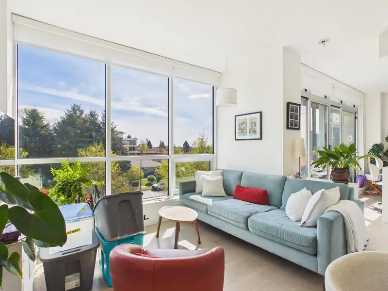 404 5289 CAMBIE STREET - photo 4 of 23