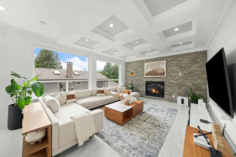 7638 AUBREY STREET - photo 2 of 39