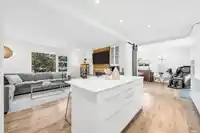 35365 SELKIRK AVENUE - thumbnail 4