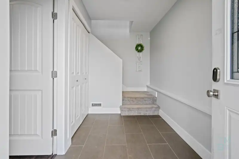 26538 33 AVENUE - photo 4 of 40