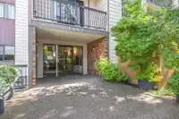 302 1442 BLACKWOOD STREET - thumbnail 3