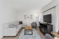 2060 DEEP COVE CRESCENT - thumbnail 3