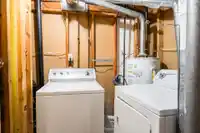 2060 DEEP COVE CRESCENT - thumbnail 22
