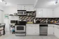 2060 DEEP COVE CRESCENT - thumbnail 8