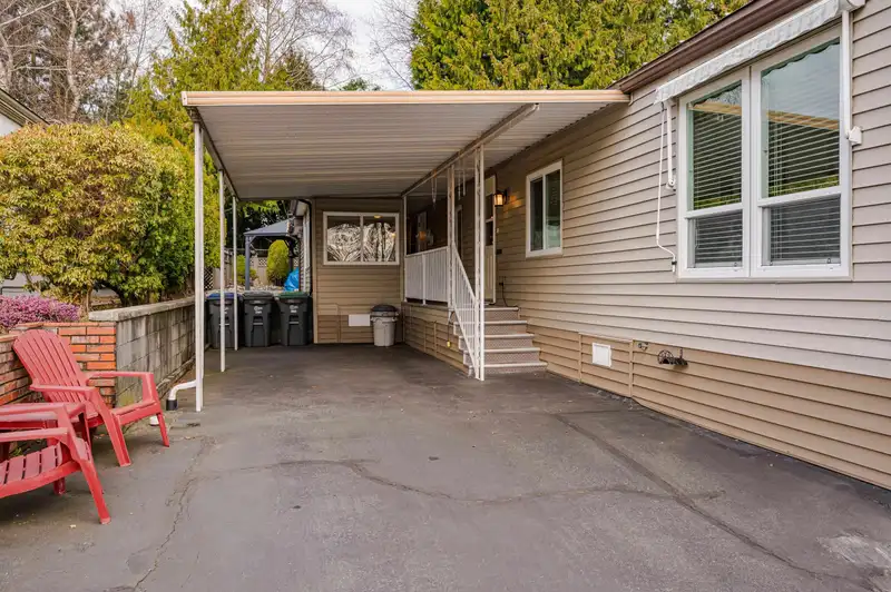 15851 SUFFOLK ROAD - photo 4 of 34