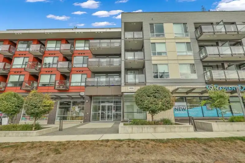301 18811 72 AVENUE - photo 1 of 36
