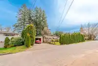 2886 UPLAND CRESCENT - thumbnail 3