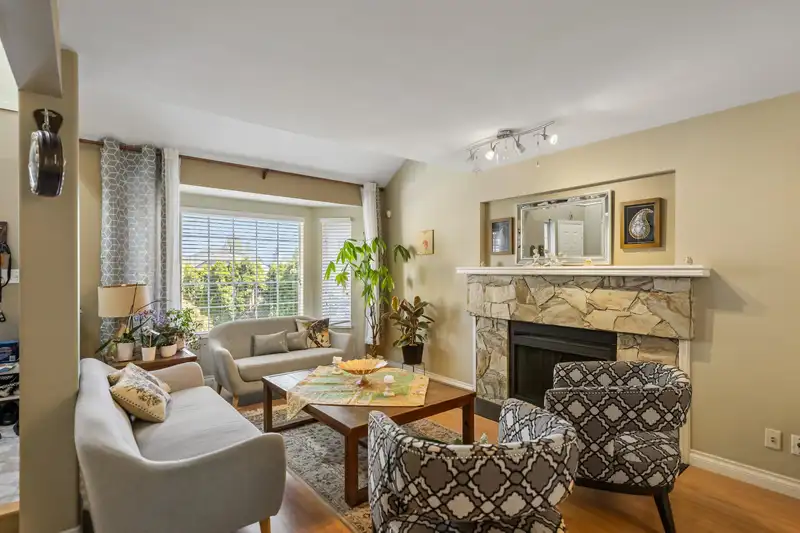 1410 MOUNTAINVIEW COURT - photo 4 of 34