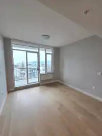 801 8761 UNIVERSITY CRESCENT - thumbnail 4