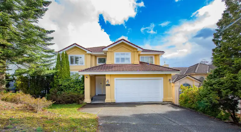 1645 PINETREE WAY - photo 1 of 27