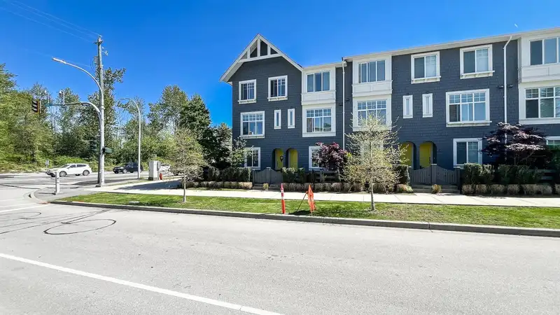 1 15487 99A AVENUE - photo 2 of 29