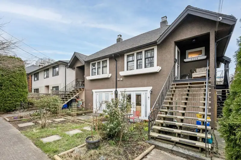 2148 2150 FERNDALE STREET - photo 2 of 36