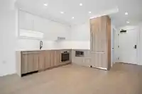 208 8398 OAK STREET - thumbnail 1