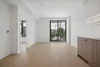208 8398 OAK STREET - thumbnail 10