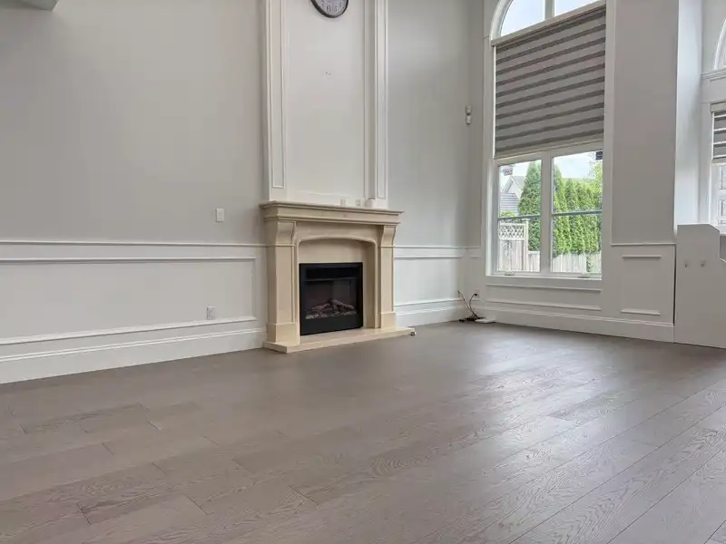 6820 MAYFLOWER DRIVE - photo 4 of 35