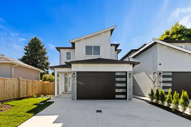 A 7531 DUNSMUIR STREET - photo 1 of 39