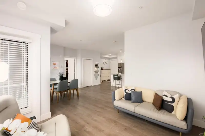 412 5485 BRYDON CRESCENT - photo 3 of 30
