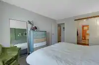 202 1460 MARTIN STREET - thumbnail 7