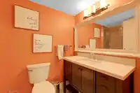 202 1460 MARTIN STREET - thumbnail 10