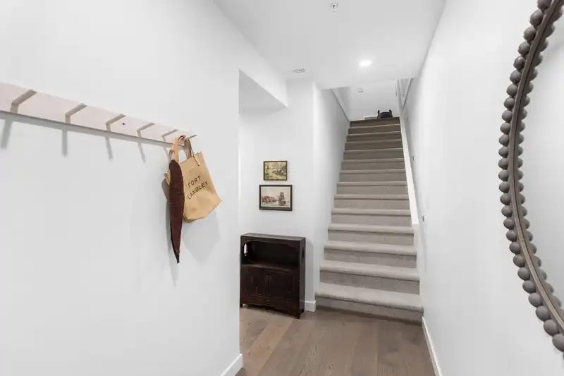 30 9122 KING STREET - photo 3 of 40