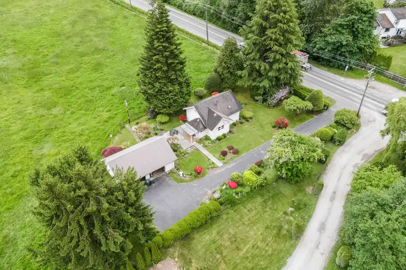 21207 96 AVENUE - photo 2 of 23