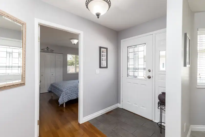 2 5550 LANGLEY BYPASS - photo 3 of 37