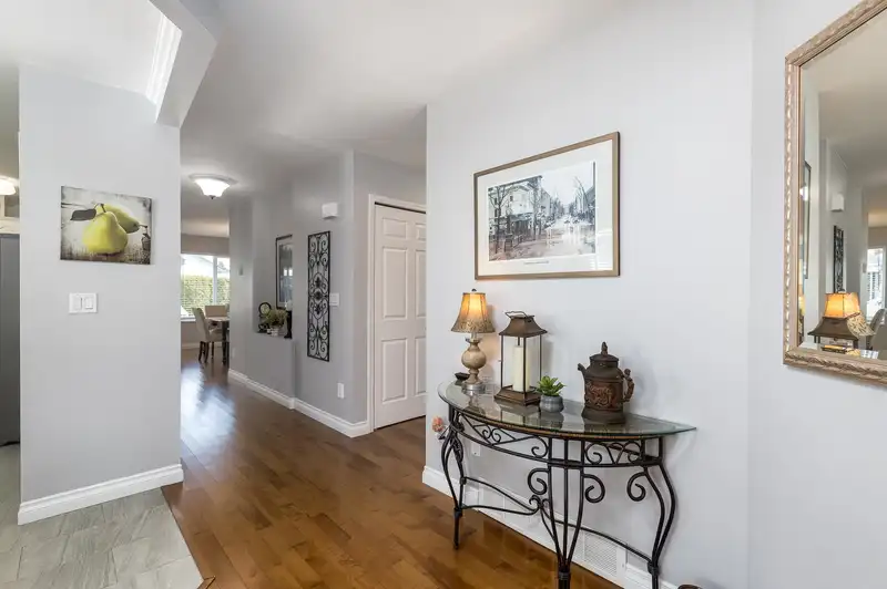 2 5550 LANGLEY BYPASS - photo 4 of 37