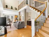 255 CARLETON AVENUE - thumbnail 3