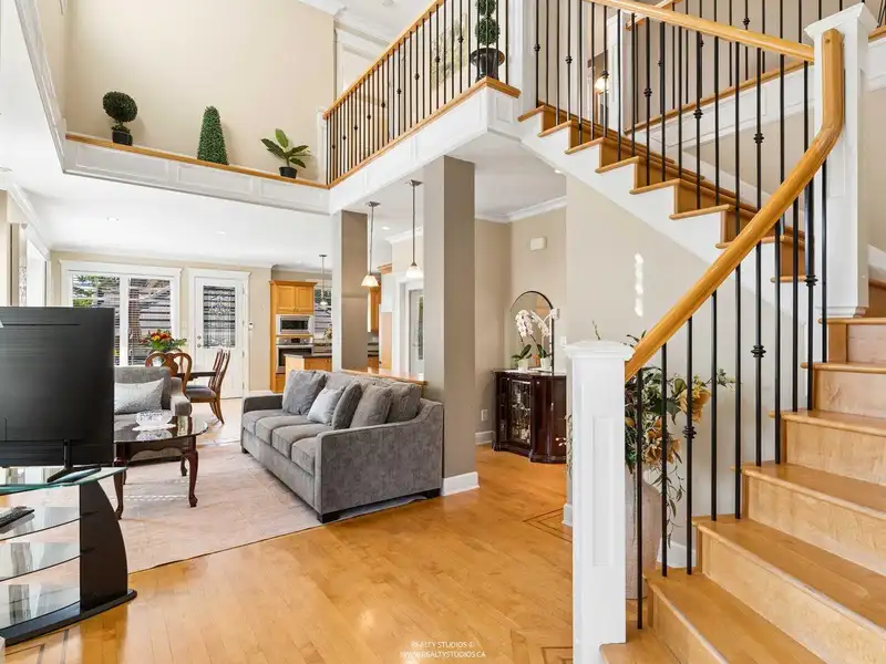 255 CARLETON AVENUE - photo 3 of 40