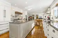 2482 SUNNYSIDE VIEW - thumbnail 6