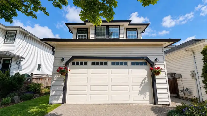 22135 GARRATT DRIVE - photo 1 of 40