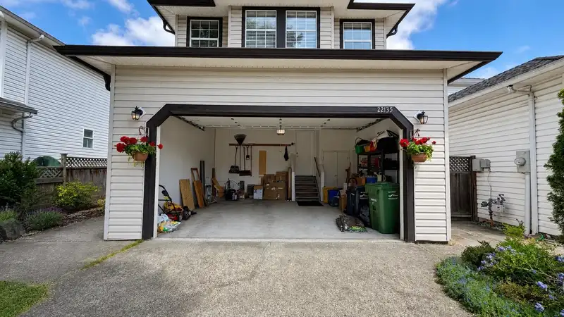 22135 GARRATT DRIVE - photo 3 of 40