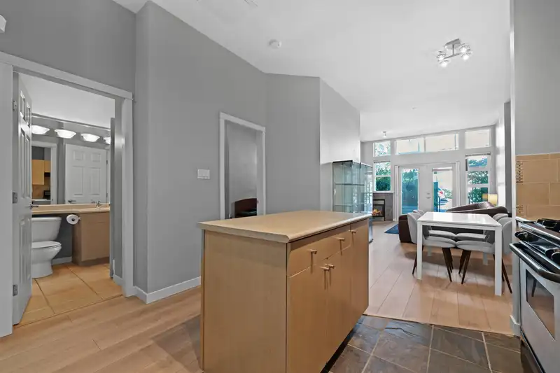102 2102 W 38TH AVENUE - photo 2 of 31