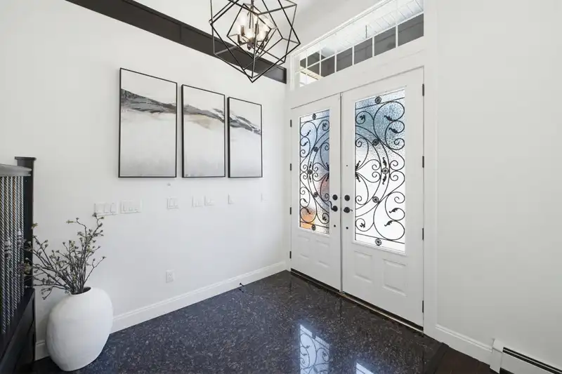 11903 97 AVENUE - photo 4 of 40