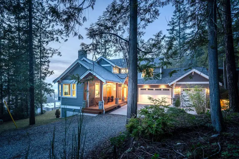 153 SWALLOW ROAD - photo 1 of 17