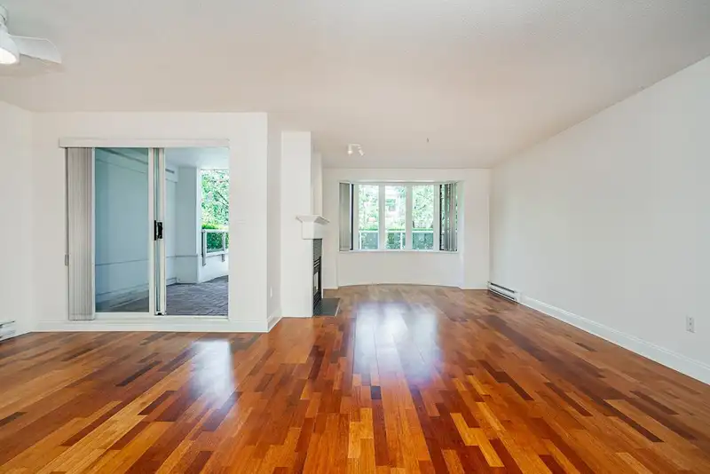 213 220 NEWPORT DRIVE - photo 3 of 40