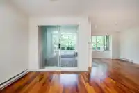 213 220 NEWPORT DRIVE - thumbnail 10
